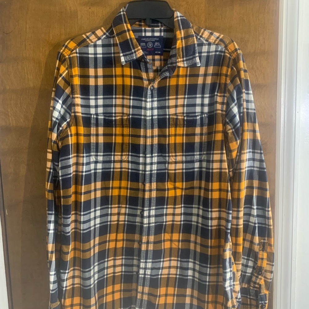 American Eagle men’s button down flannel